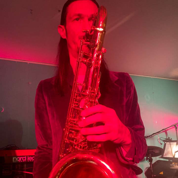 Claudio Temporale (Sax)